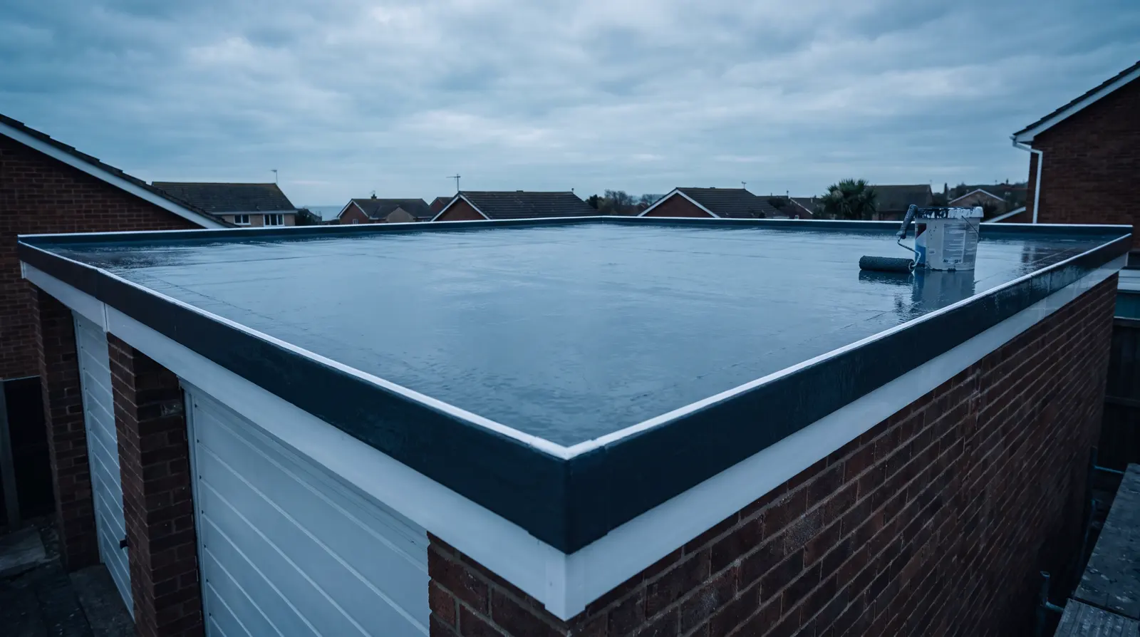 Seamless glossy GRP fibreglass flat roof